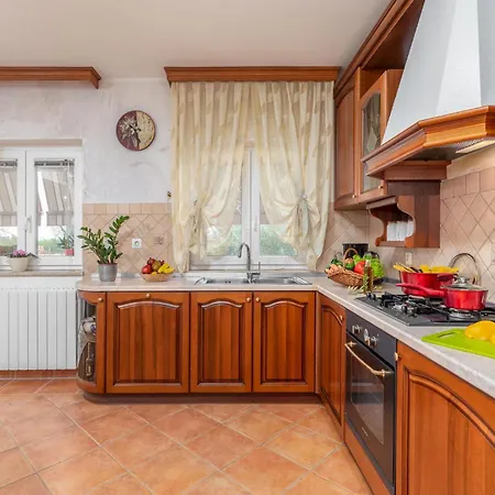 Stunning In With Wifi Apartment *
